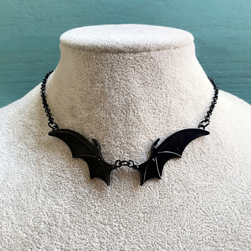 Naszyjnik Vampire Bat Wing Naszyjnik Vampire Bat Wing