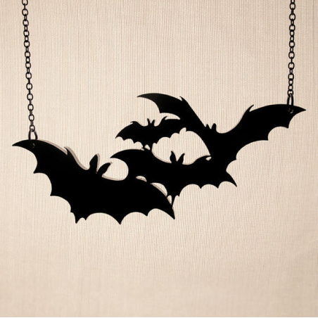 Naszyjnik Bat Invasion
